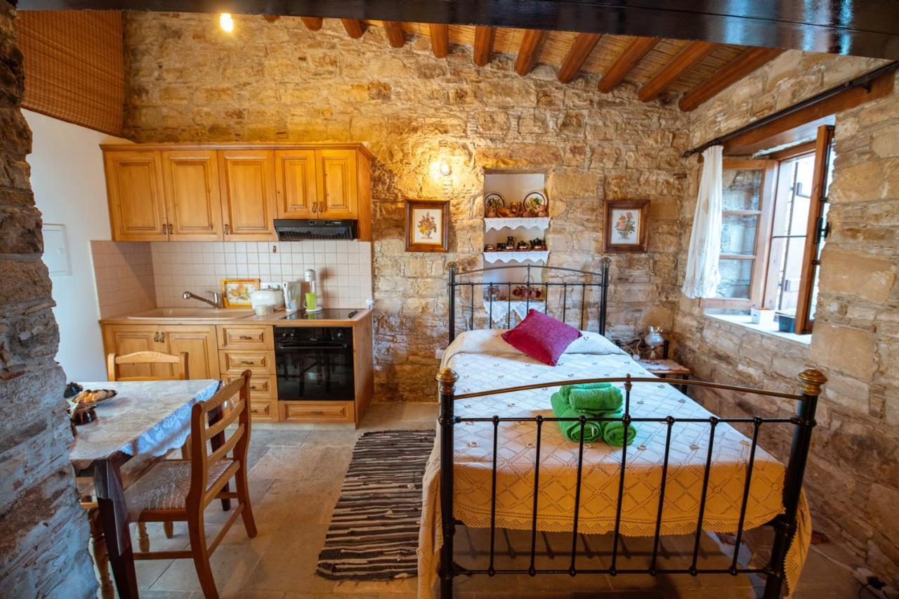 Constantias Stone Houses Lofou Buitenkant foto